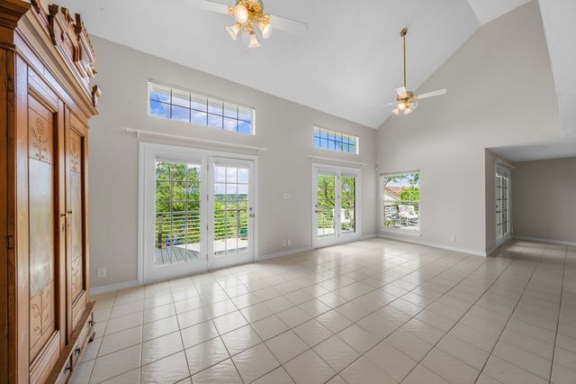 103 Connally Dr, Kerrville, TX 78028