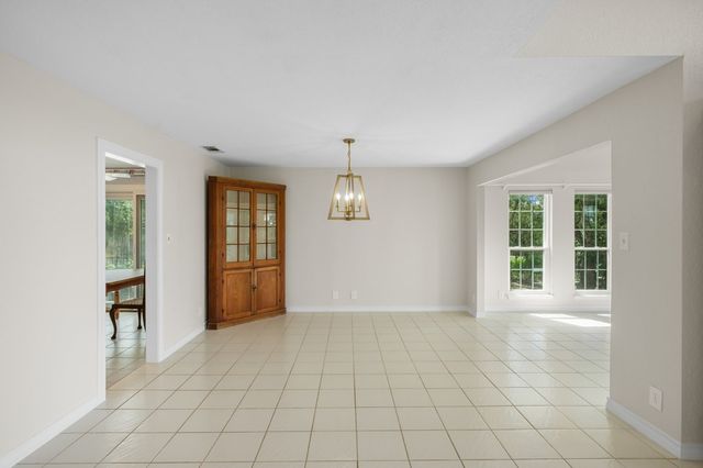 103 Connally Dr, Kerrville, TX 78028