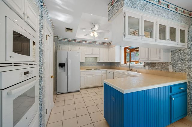 103 Connally Dr, Kerrville, TX 78028