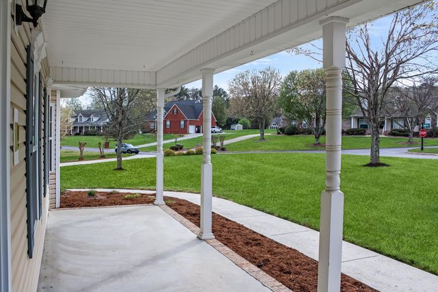 87 Cherokee Lake Drive, Ringgold, GA 30736