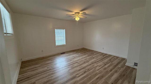 389 Osmun Street, Pontiac, MI 48342