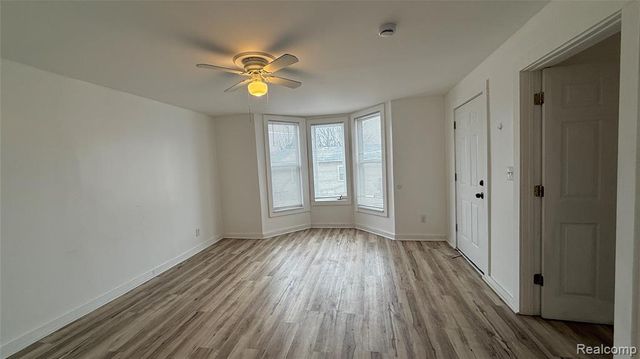 389 Osmun Street, Pontiac, MI 48342