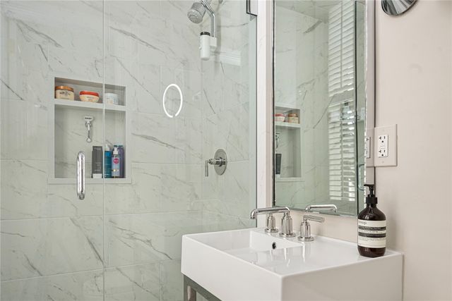 281 Benefit Street B, Providence, RI 02903