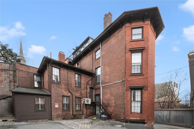 281 Benefit Street B, Providence, RI 02903