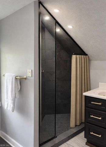 3432 W Bonner DR, Norfolk, VA 23513