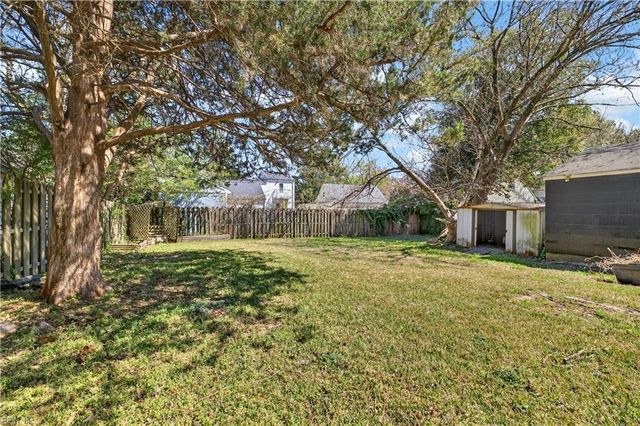 3432 W Bonner DR, Norfolk, VA 23513