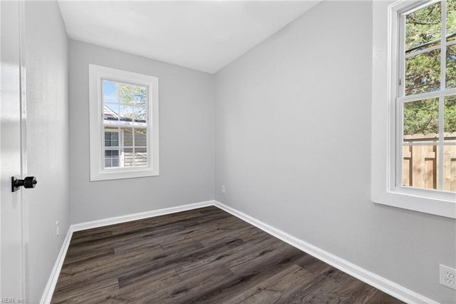 3432 W Bonner DR, Norfolk, VA 23513