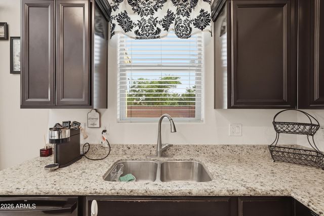 119 E CHELSEA Lane, Gilbert, AZ 85295