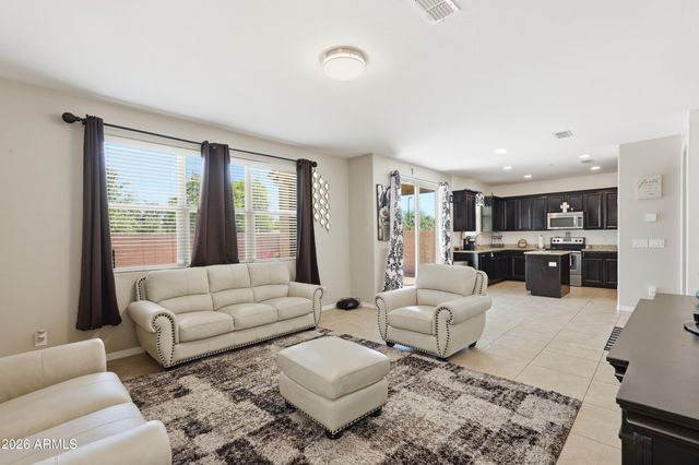 119 E CHELSEA Lane, Gilbert, AZ 85295