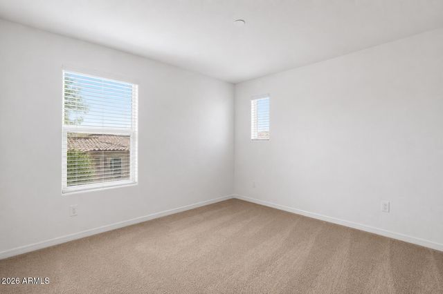 119 E CHELSEA Lane, Gilbert, AZ 85295