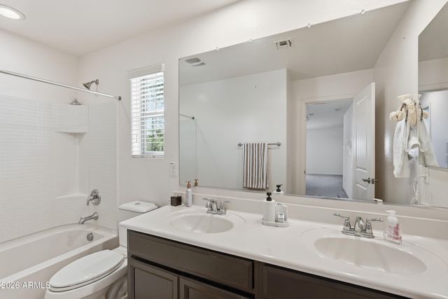 119 E CHELSEA Lane, Gilbert, AZ 85295