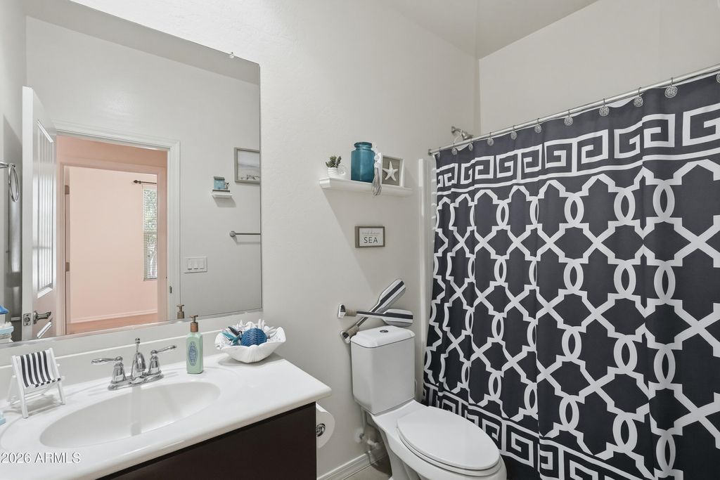 119 E CHELSEA Lane, Gilbert, AZ 85295 — photo 4