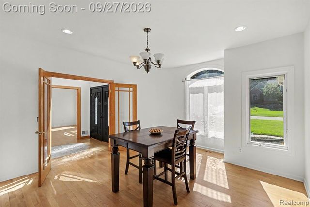 9984 Maple Valley Drive, Clarkston, MI 48348
