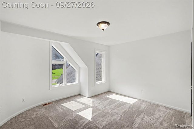 9984 Maple Valley Drive, Clarkston, MI 48348