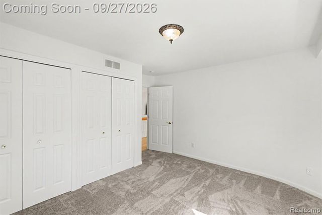 9984 Maple Valley Drive, Clarkston, MI 48348