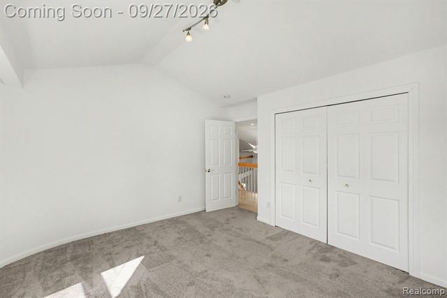 9984 Maple Valley Drive, Clarkston, MI 48348