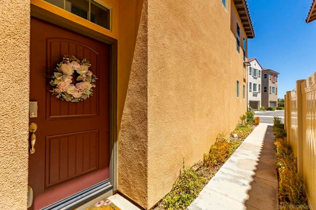 35473 Marabella Ct, Winchester, CA 92596 — photo 3