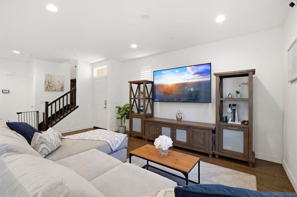 35473 Marabella Ct, Winchester, CA 92596 — photo 5