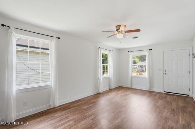 1923 Hudson Drive, Wilmington, NC 28403