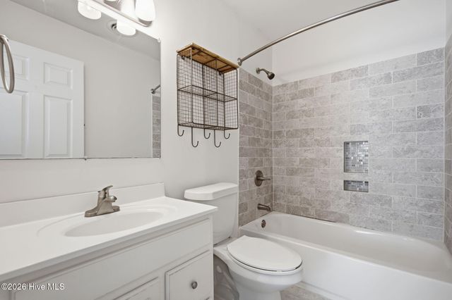 1923 Hudson Drive, Wilmington, NC 28403