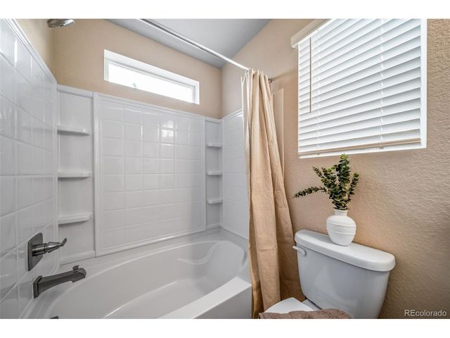 10085 Scranton Ct, Commerce City, CO 80022