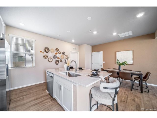 10085 Scranton Ct, Commerce City, CO 80022