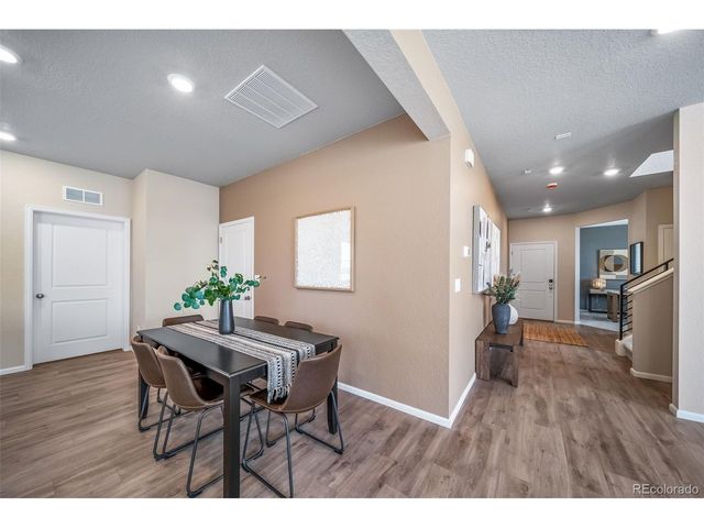 10085 Scranton Ct, Commerce City, CO 80022