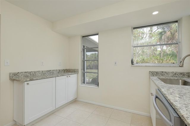 470 ARTISTS AVENUE, Englewood, FL 34223