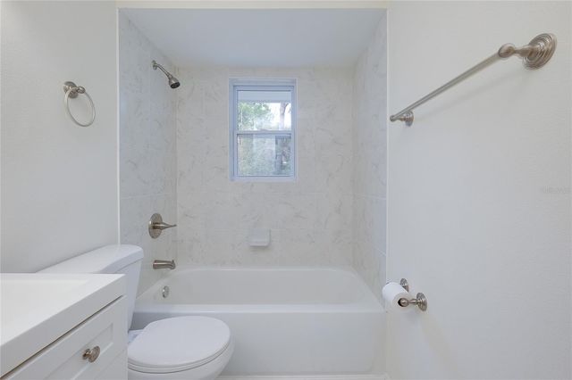 470 ARTISTS AVENUE, Englewood, FL 34223