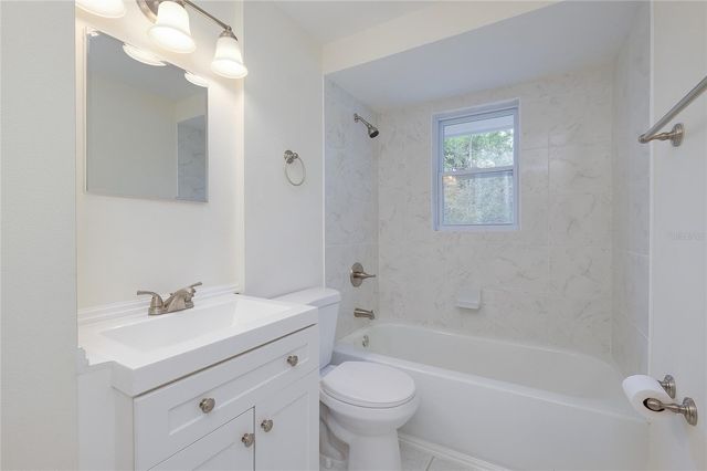 470 ARTISTS AVENUE, Englewood, FL 34223