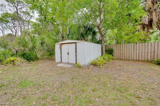 470 ARTISTS AVENUE, Englewood, FL 34223
