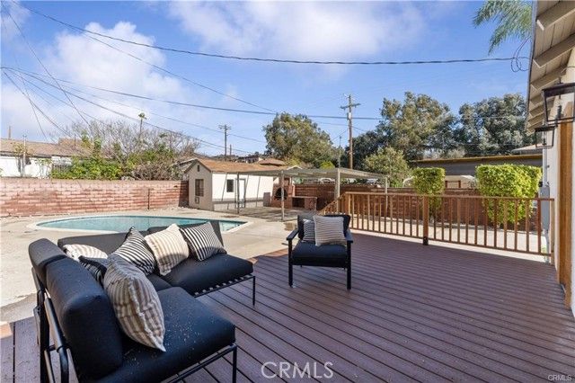 137 E Avenue 42, Los Angeles, CA 90031