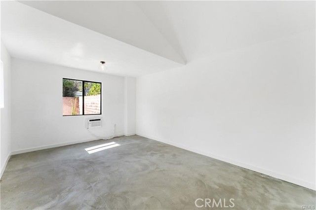 137 E Avenue 42, Los Angeles, CA 90031