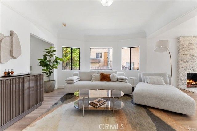 137 E Avenue 42, Los Angeles, CA 90031