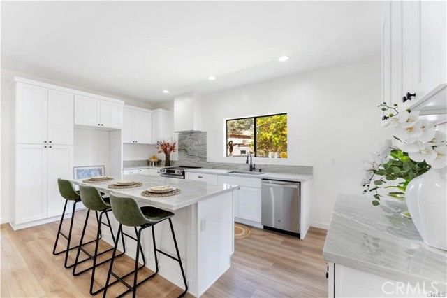 137 E Avenue 42, Los Angeles, CA 90031