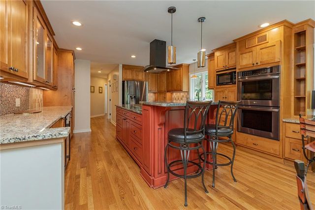 6832 Colonial club Drive, Thomasville, NC 27360