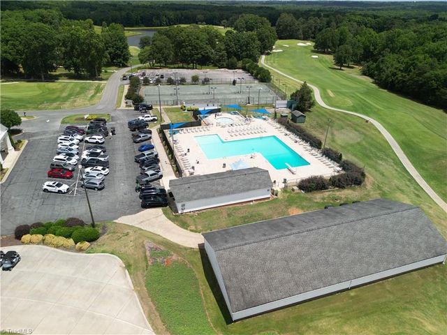 6832 Colonial club Drive, Thomasville, NC 27360