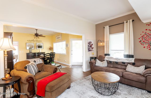 344 Rosewood Dr, Louisville, KY 40223