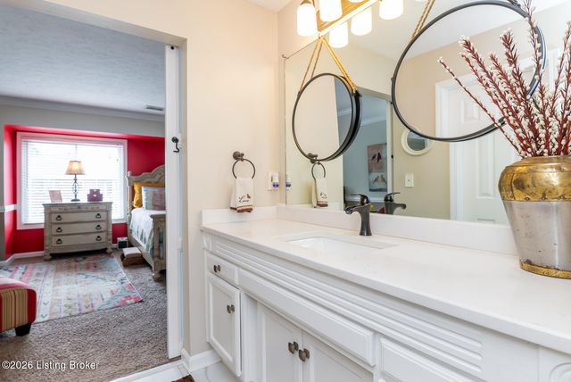 344 Rosewood Dr, Louisville, KY 40223