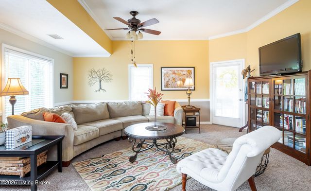 344 Rosewood Dr, Louisville, KY 40223