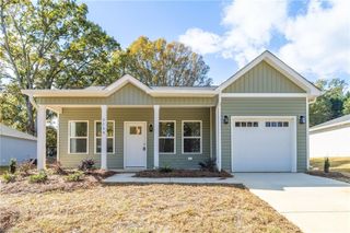 3139 Chapel Street, Walkertown, NC 27051