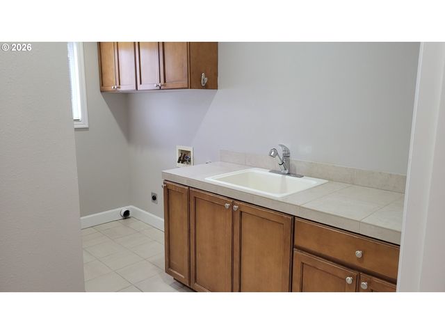 10918 Nw 37TH Ave, Vancouver, WA 98685