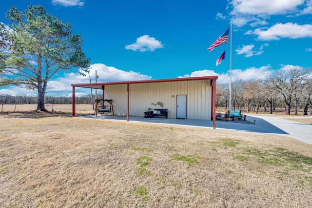 9834 County Road 305, Grandview, TX 76050