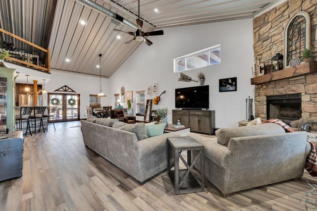 9834 County Road 305, Grandview, TX 76050