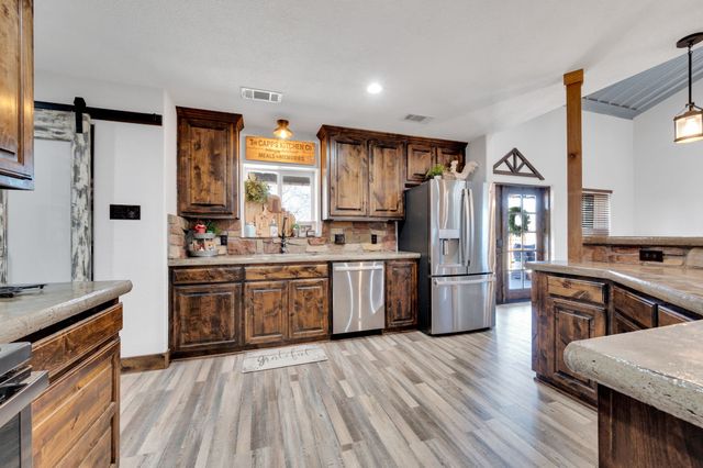 9834 County Road 305, Grandview, TX 76050