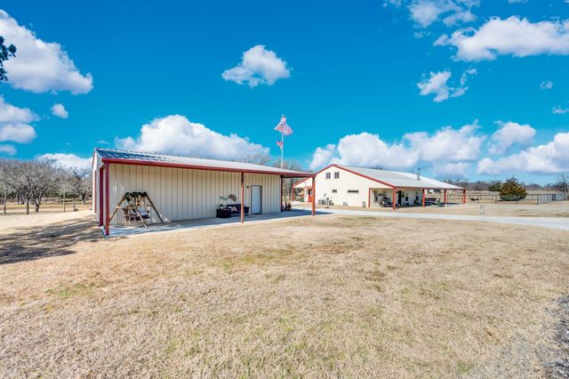 9834 County Road 305, Grandview, TX 76050
