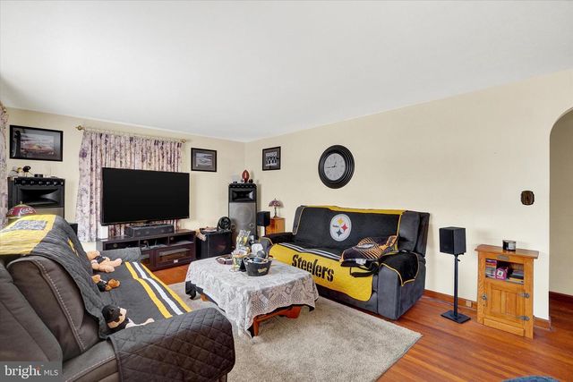 1601 BANNISTER ST, York, PA 17404