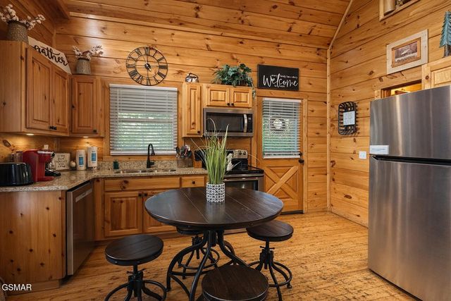 2251 Red Bud Road, Sevierville, TN 37876