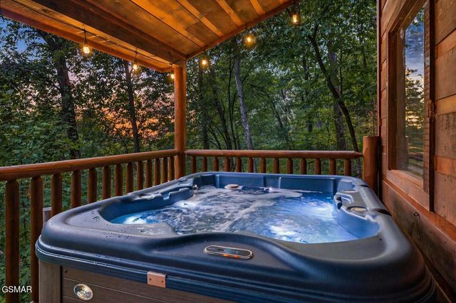 2251 Red Bud Road, Sevierville, TN 37876