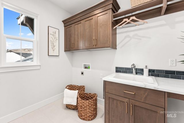 3112 E Renwick Dr, Meridian, ID 83642
